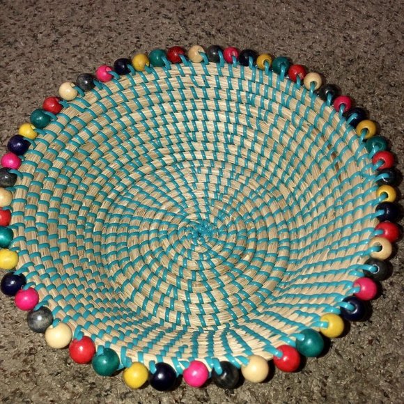 Chips and Salsa Set Used Colorful Woven Melamine - Picture 13 of 16